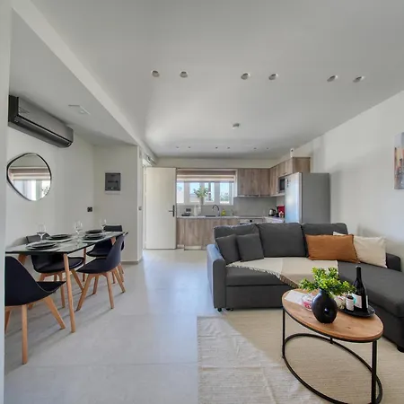 Heritage Loft 1 *